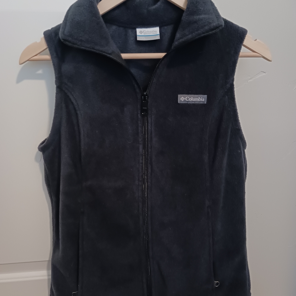 Columbia Black Fleece Vest